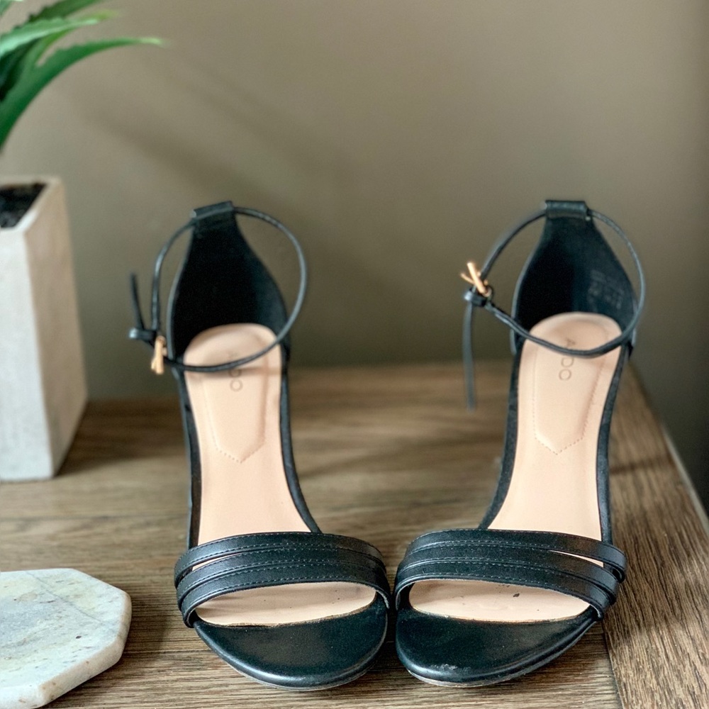 Aldo Black Low Heels Size 7.5